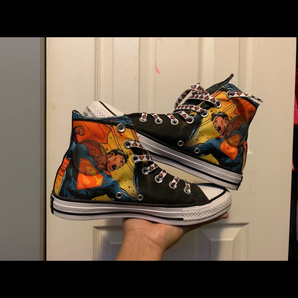 Unisex high top converse Superman